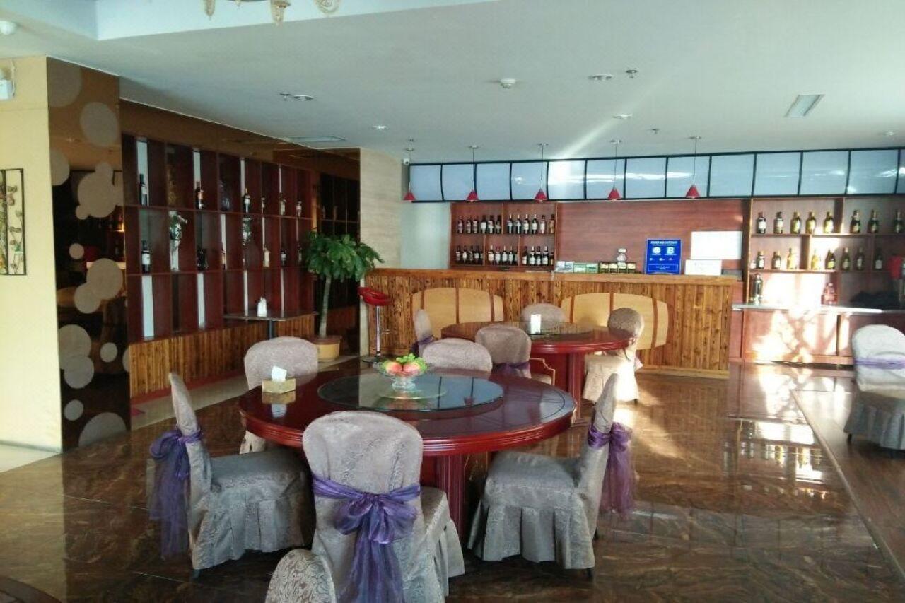 Greentree Inn Shandong Qingdao Wuyishan Road Jiashike Shopping Center Business Hotel Esterno foto