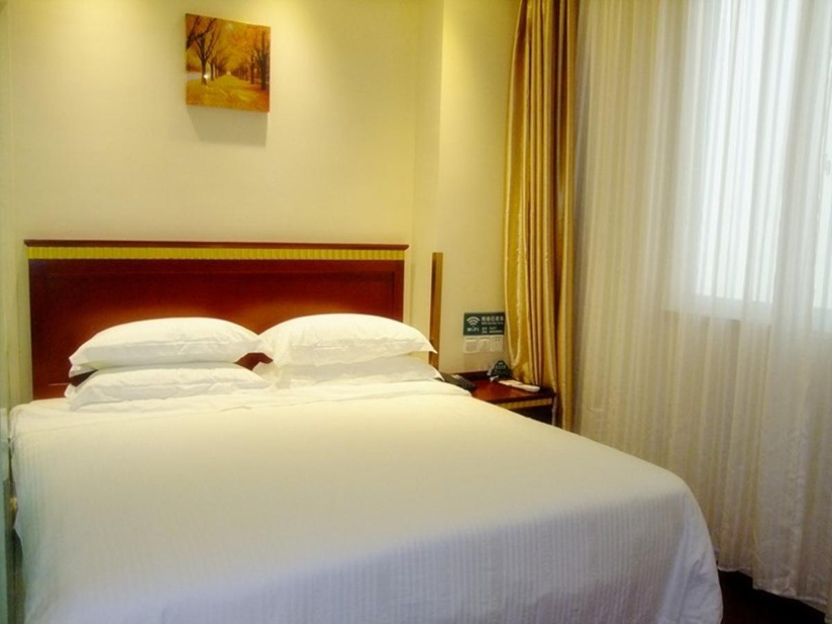 Greentree Inn Shandong Qingdao Wuyishan Road Jiashike Shopping Center Business Hotel Esterno foto