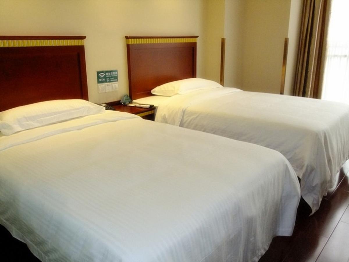 Greentree Inn Shandong Qingdao Wuyishan Road Jiashike Shopping Center Business Hotel Esterno foto